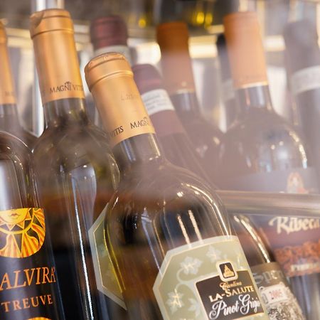 商场酒店 辛斯 外观 照片